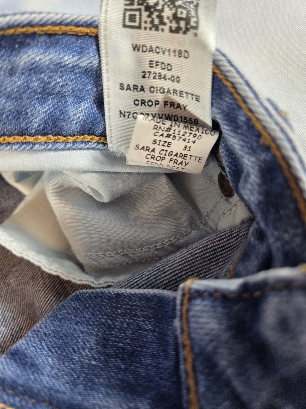 True Religion Sara Cigarette Jeans Womens 31 Distressed Slim Straight Light Wash - Picture 13 of 16